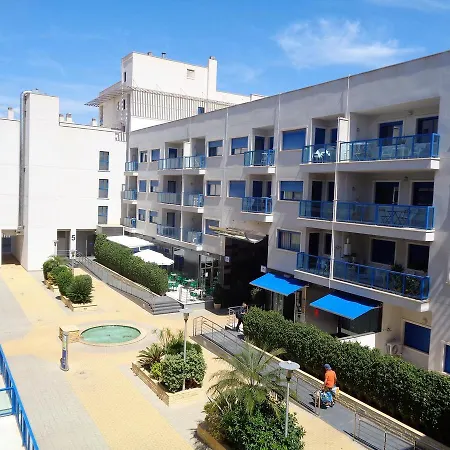 Pool And Jacuzzi Daire